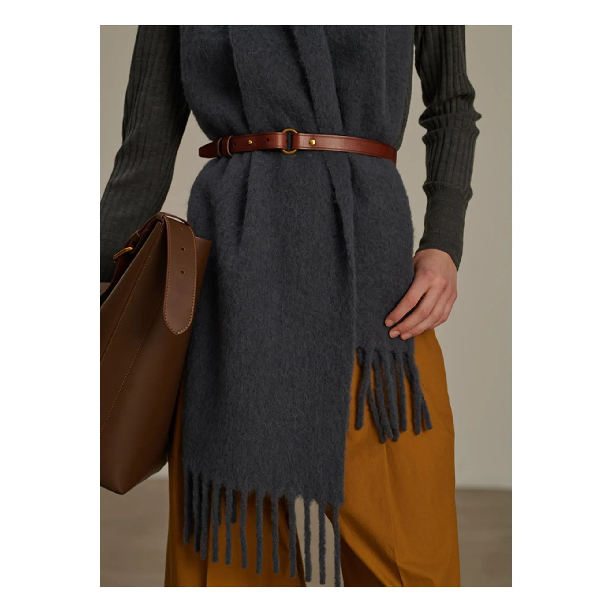 Soeur - Grauer weicher Mohair-Schal