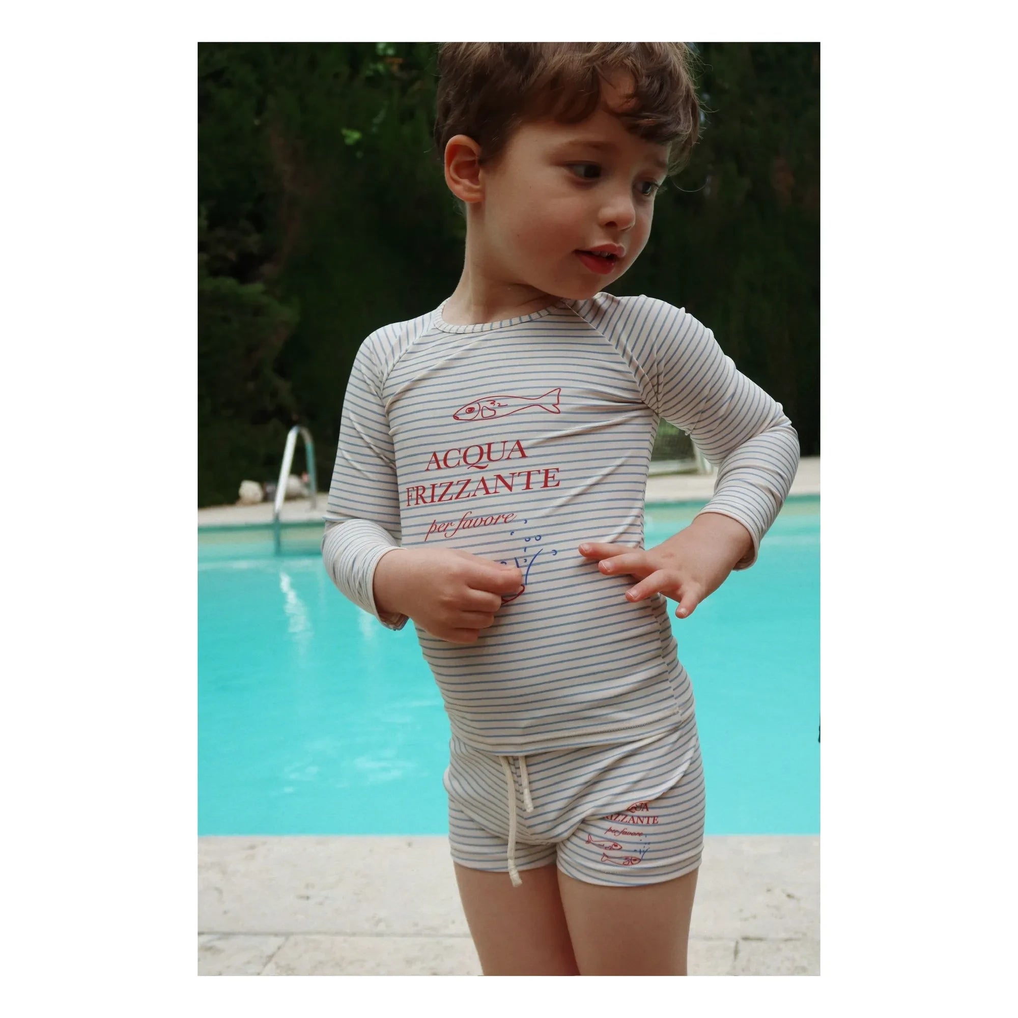 Konges Sløjd - Badeshorts aus recyceltem Fasermix mit Aster-Streifen | Beige