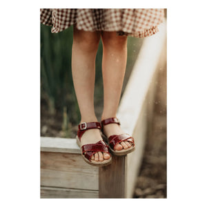 Petit Nord - Scallop Flower Sandalen | Kirschrot