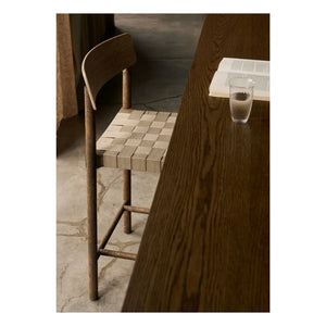 & Tradition - Betty TK12 Barhocker Naturgewebe 65 cm geräucherte geölte Eiche | Chêne fumé