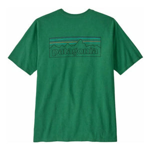 Patagonia - T-Shirt P-6 Logo Responsibili aus recycelten Fasern | Chromgrün