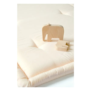 Charlie Crane - Tami Spielmatte | Milk