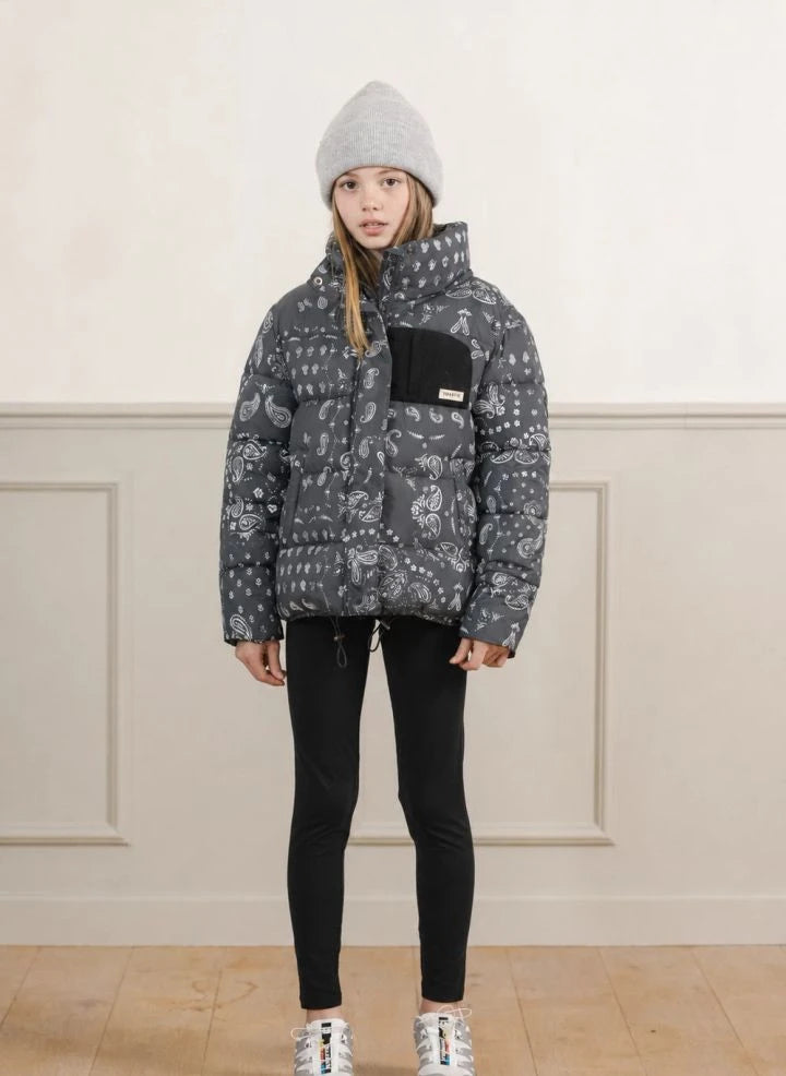Töastie - Aus recyceltem Material hergestellter Helix Bandana Daunenjacke | Schwarz