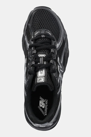 New Balance 740 Sneakers