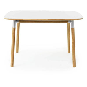 Normann Copenhagen - Form Quadratischer Tisch 120x120cm | Weiß