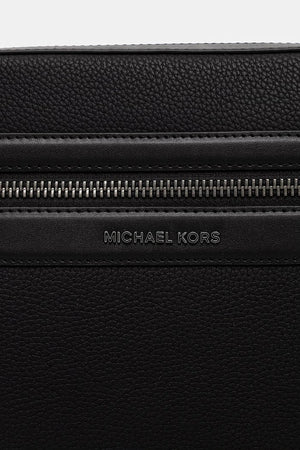 Michael Kors erkek suni deri omuz çantası