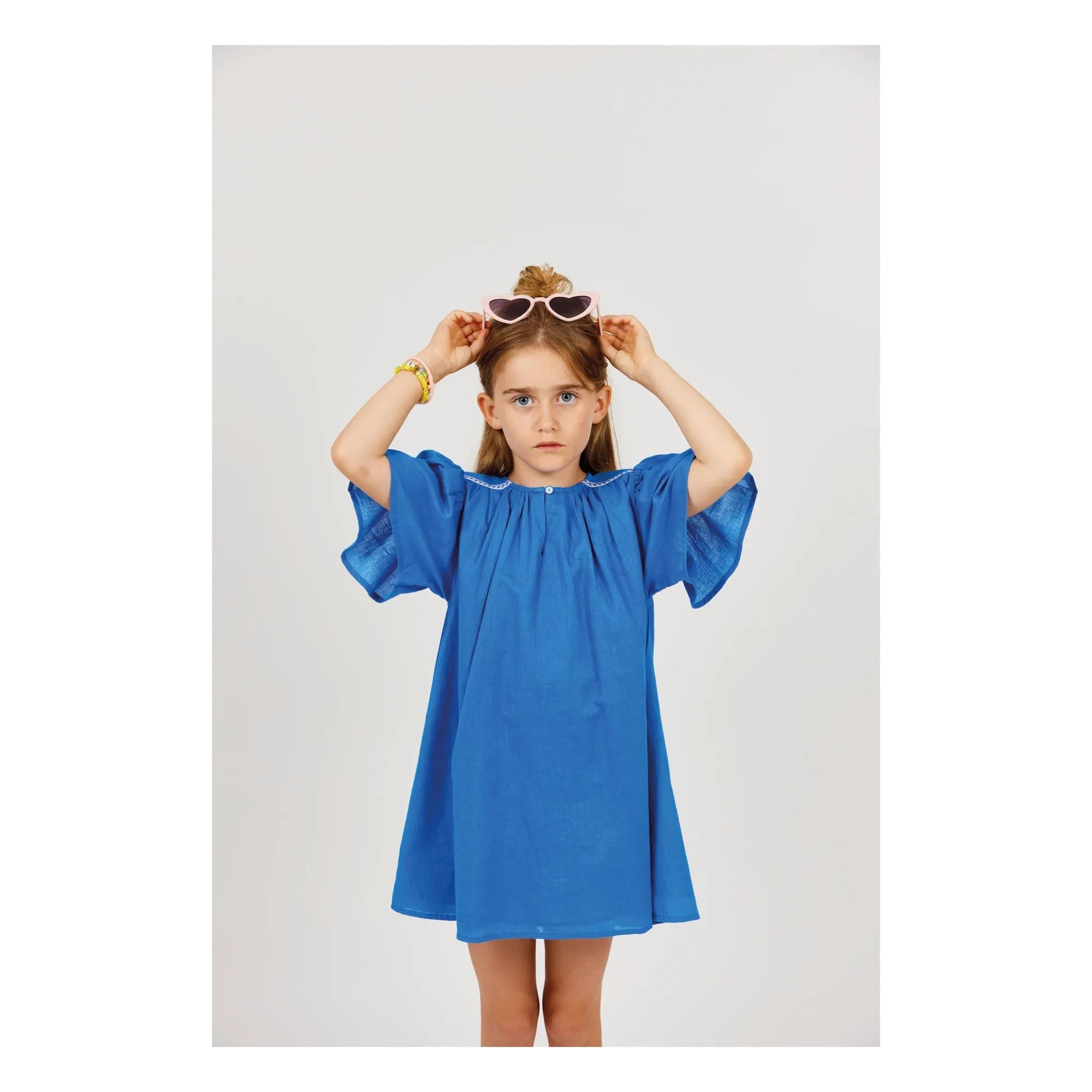 Arsène et Les Pipelettes - Rüschenkleid aus Bio-Baumwollvoile | Azurblau