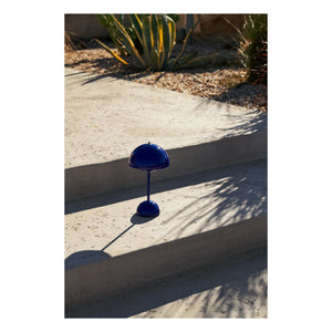 & Tradition - VP9 Flowerpot Tragbare Tischleuchte, Vernon Panton | Blau