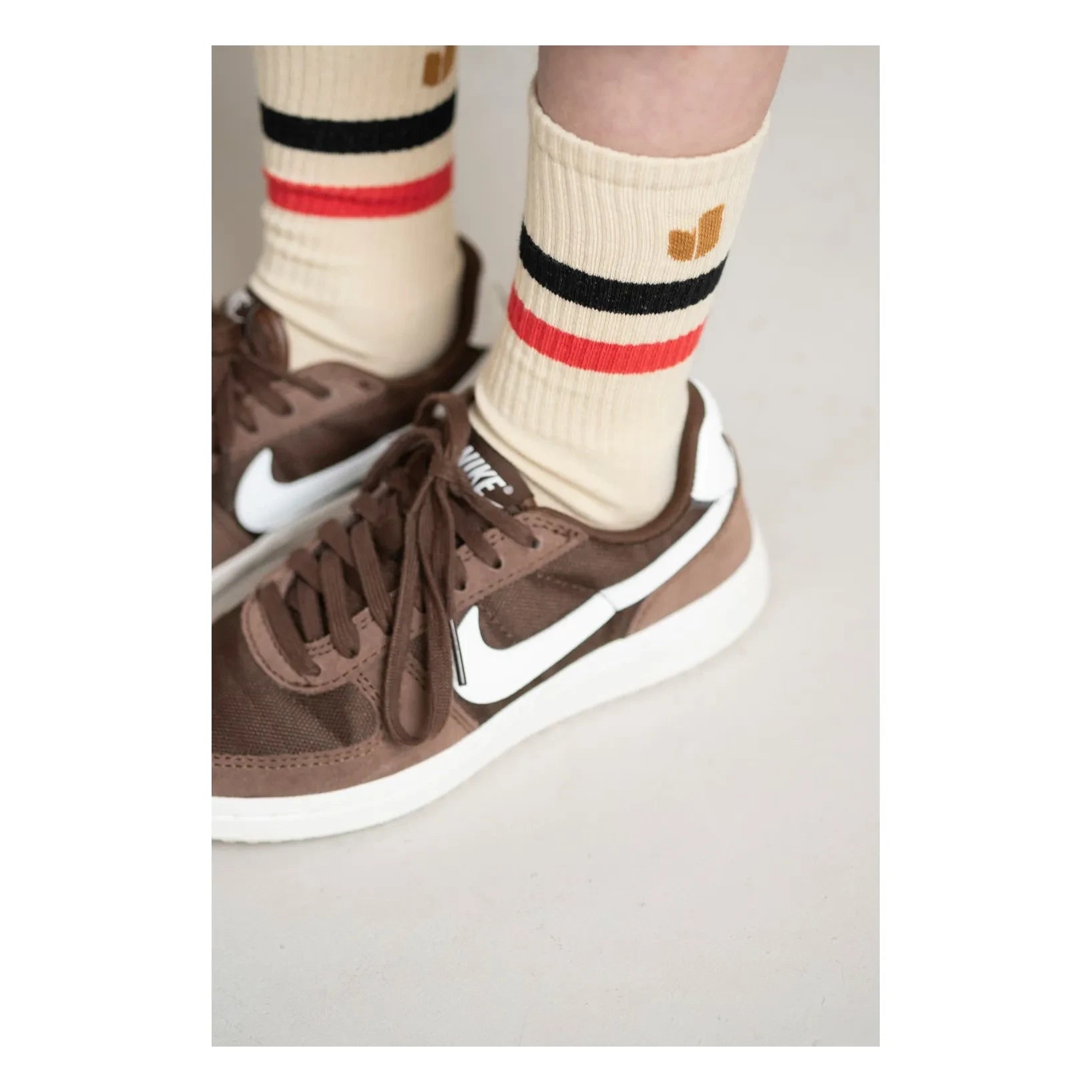 Jenest - J Sport Socken aus Bio-Baumwolle | Beige