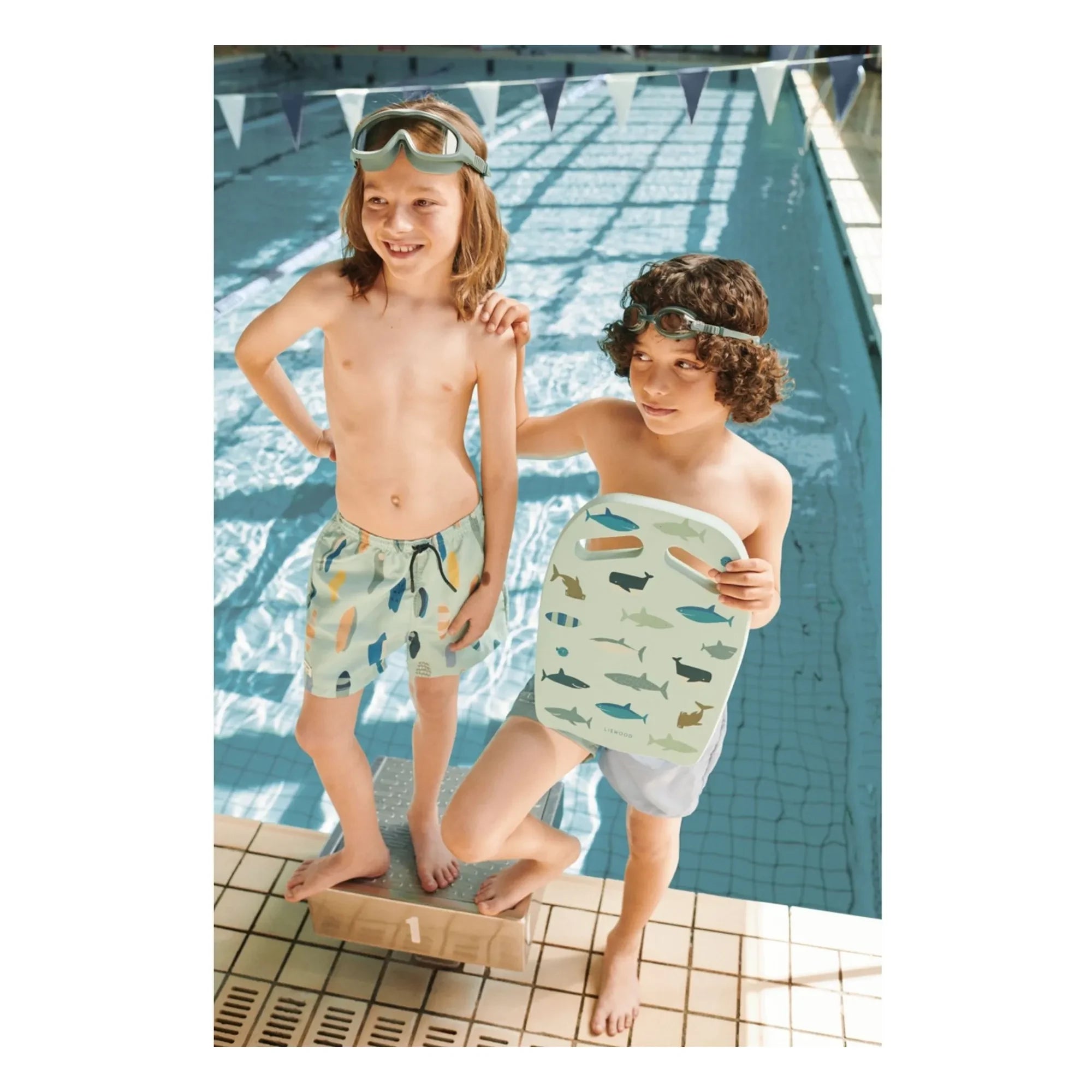 Liewood - Hayden Schwimmbrett | Shark/Taubenblau