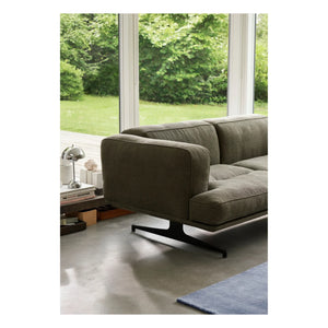 & Tradition - Inland AV22 2-Sitzer Sofa, Schwarzer Sockel | Khaki