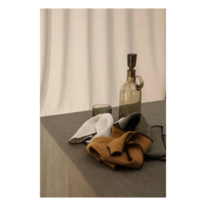 Gütergemeinschaft - Gewaschene Leinen-Serviette - 4er Set | Khaki