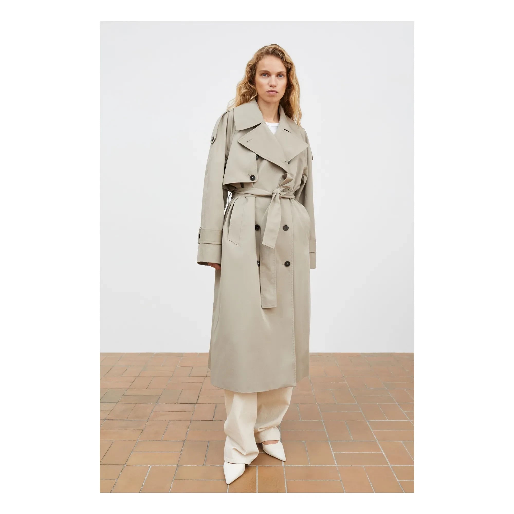 Skall Studio – Trenchcoat Mahsa aus Bio-Baumwolle | Grau-Grün