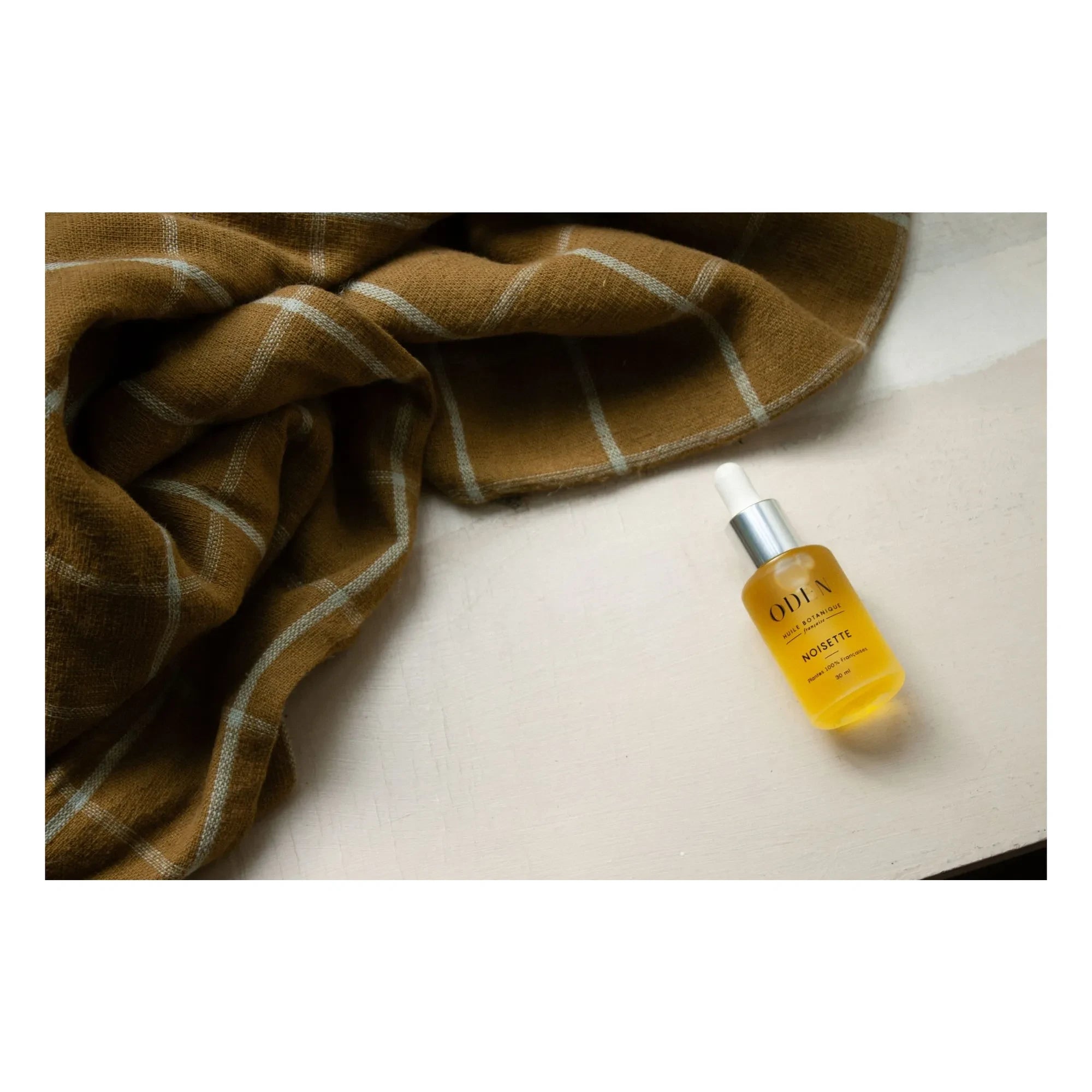 Oden - Ausgleichendes und sebumregulierendes Haselnussöl - 30ml