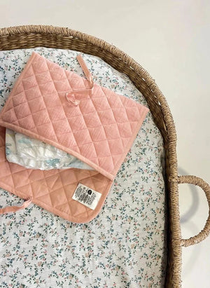 Editions Aimable - Palmyre Wickeltasche für Babys | Staubrosa