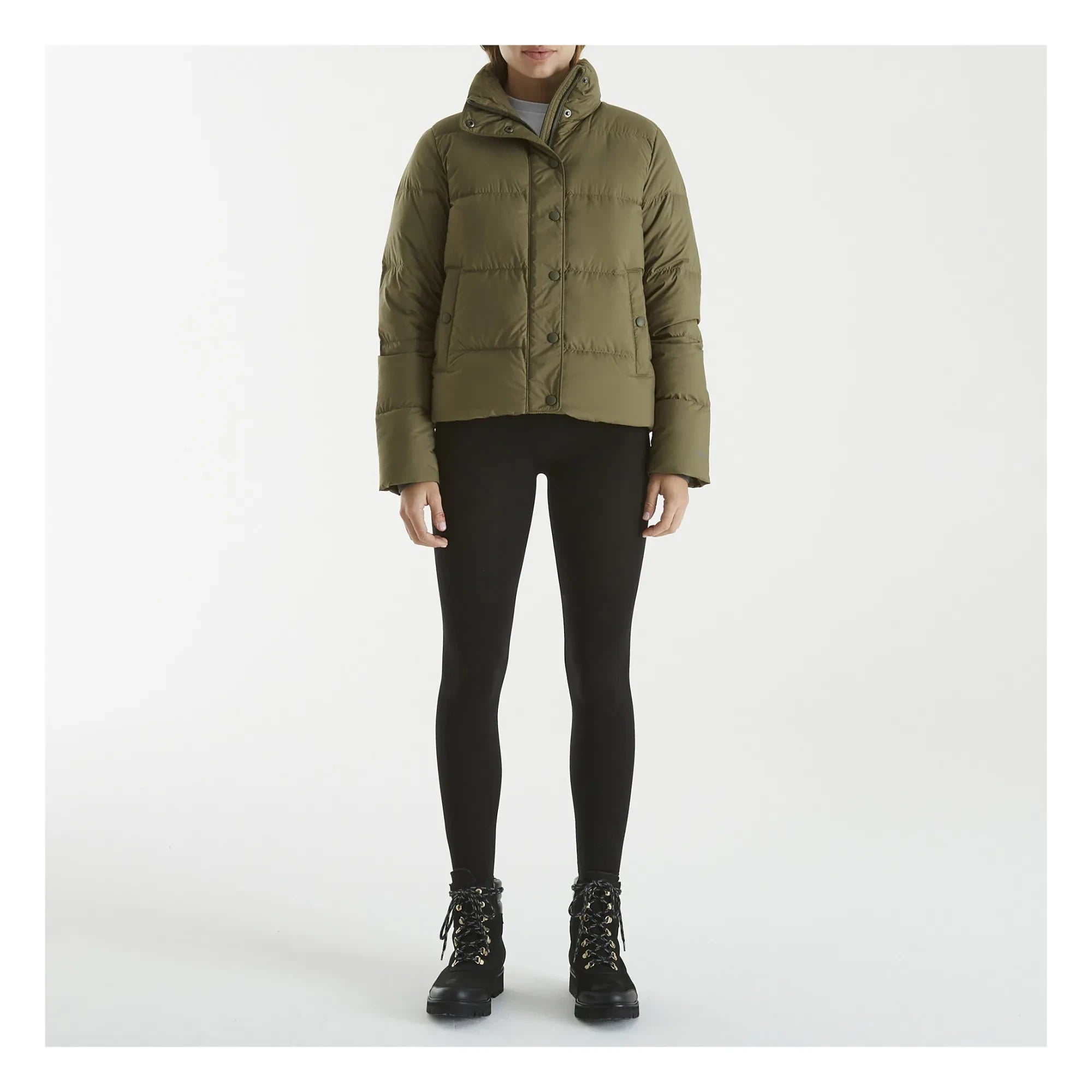 Patagonia - Silent Down Jacket - Damenkollektion | Khaki