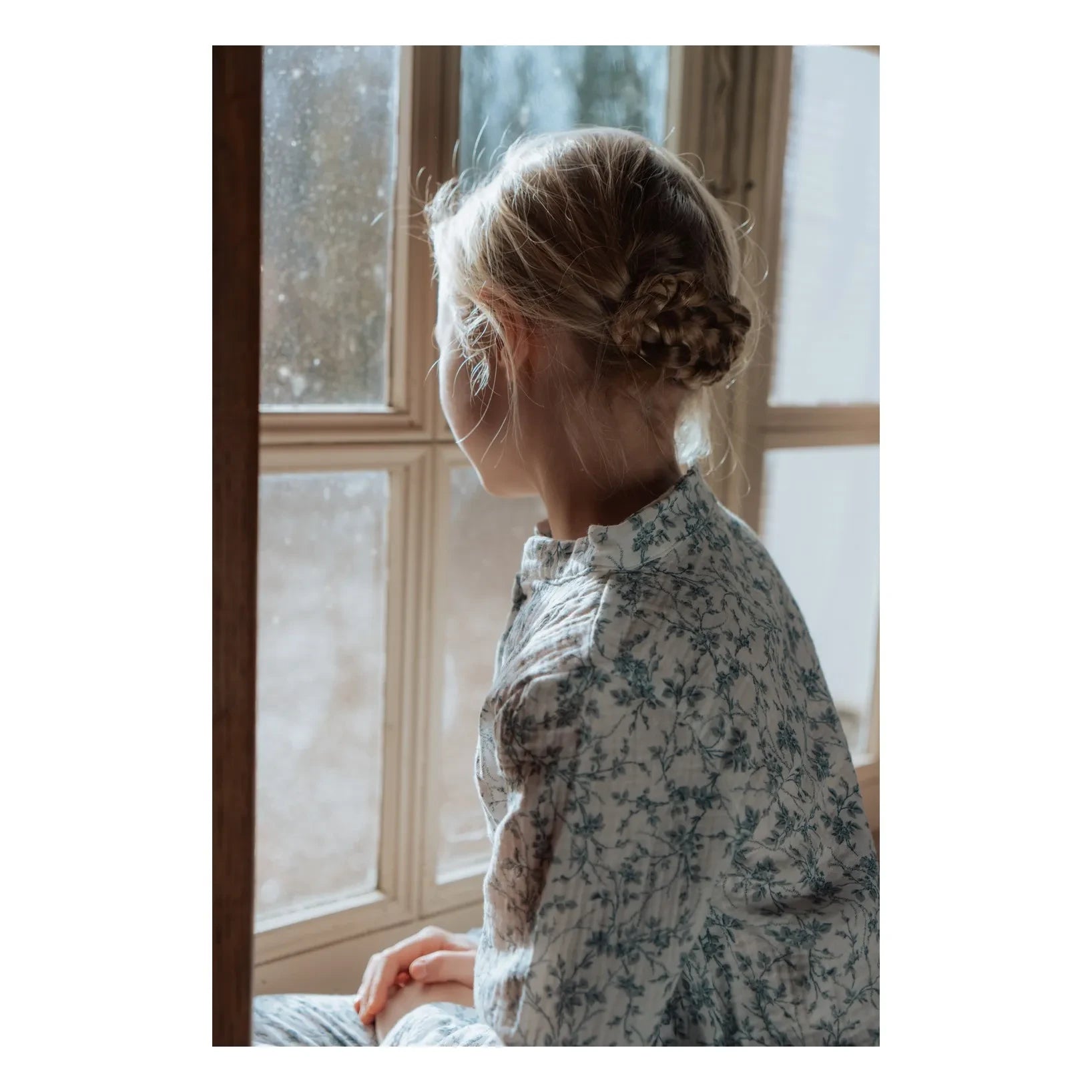 Risu Risu - Lao Pyjama mit Blumenmuster aus Bio-Baumwoll-Musselin | Blau