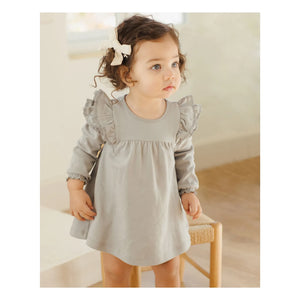 Quincy Mae - Rüschenkleid aus Bio-Baumwolle | Grau-blau