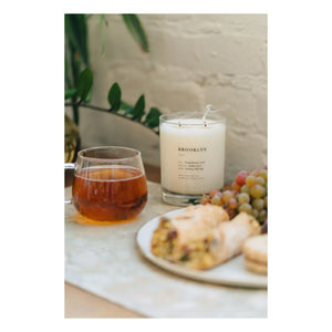 Brooklyn Candle Studio - Escapist Brooklyn Kerze - 370 g