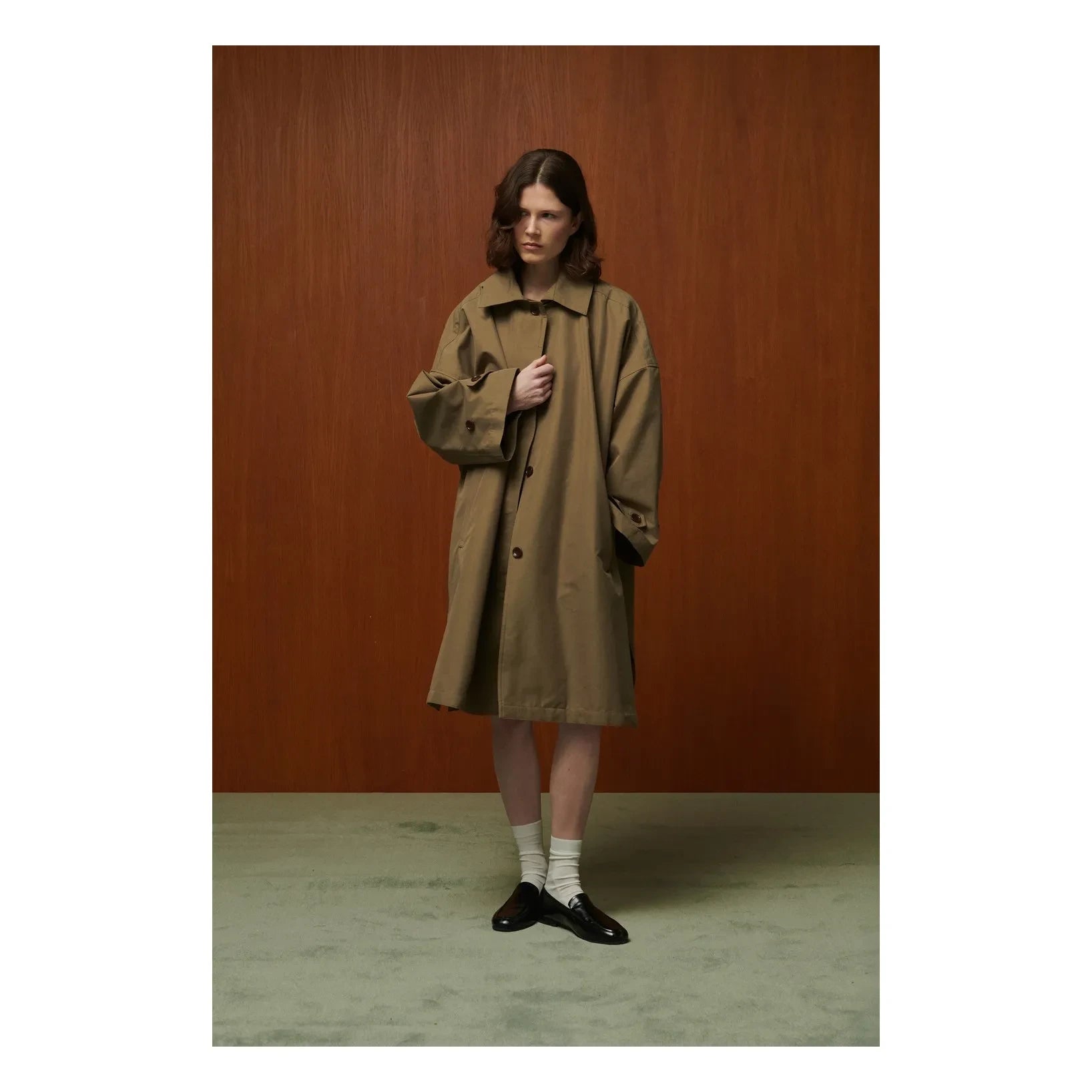 BELLEPIECE - John Laine Mantel | Honey