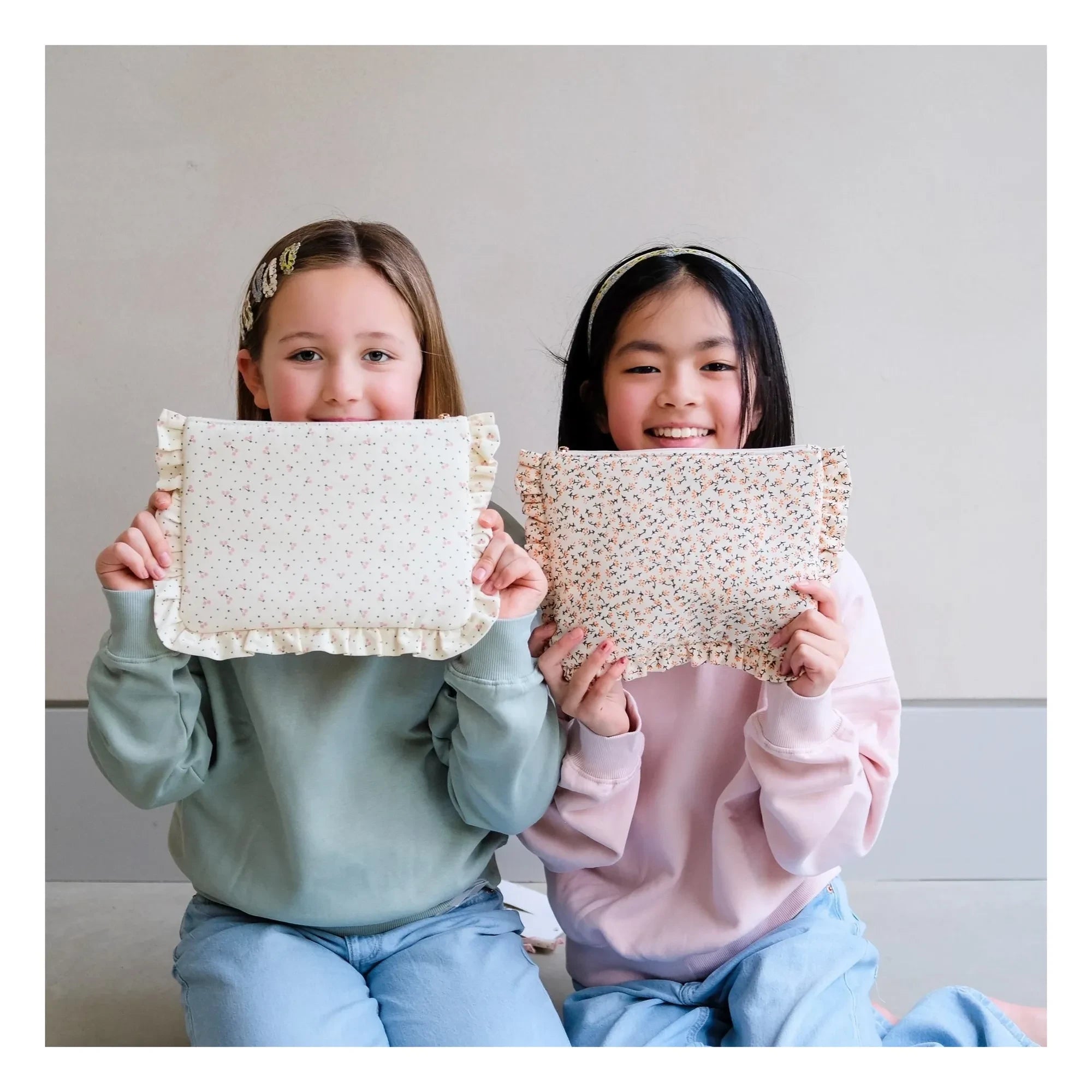 Mimi & Lula - Disty Fleurie Clutch | Sand