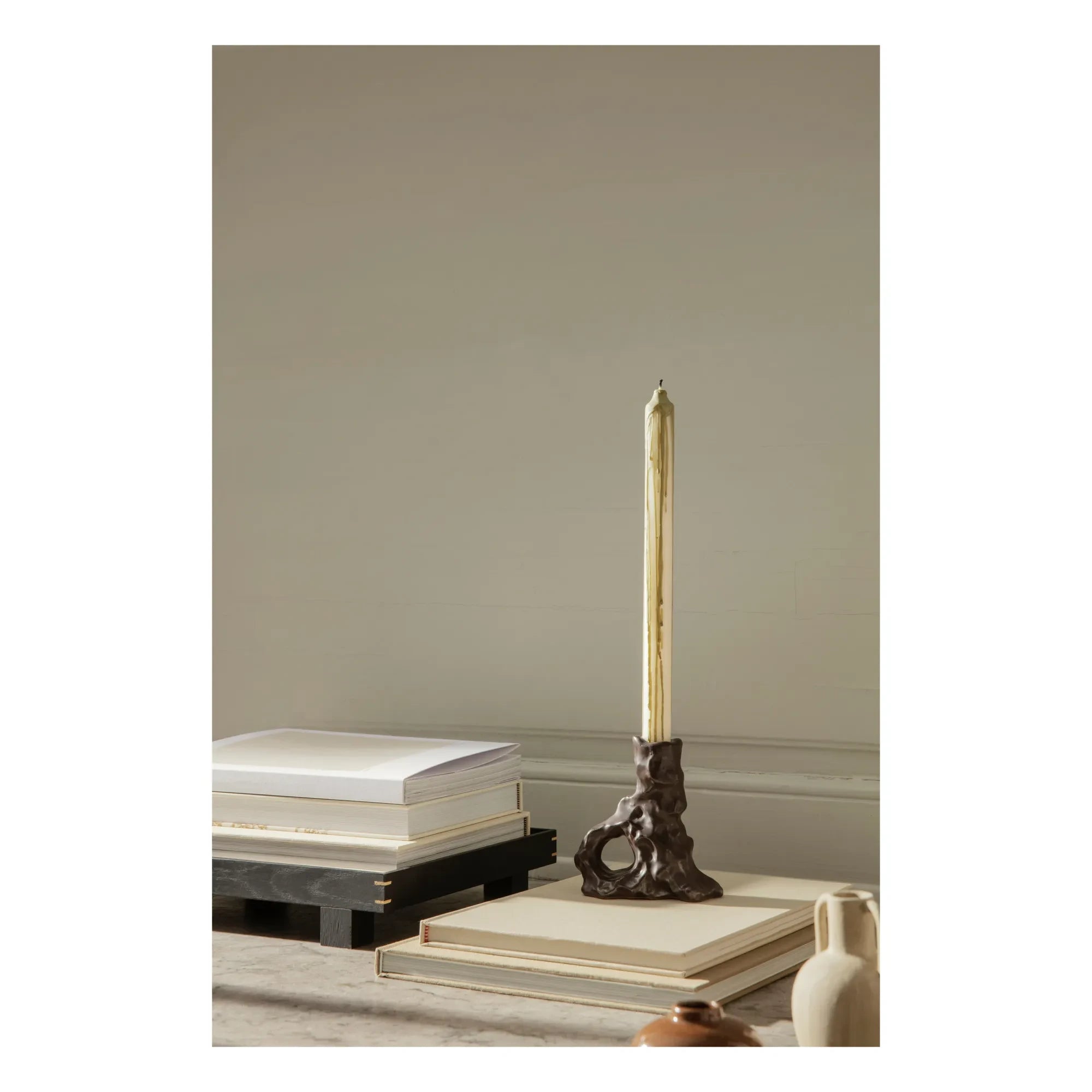 Ferm Living - Dryp Gemüsewachskerzen - 2er Set | Olivgrün