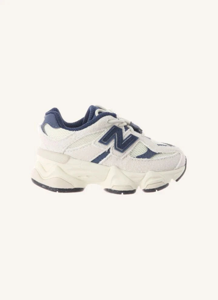 New Balance - Sneaker 9060 mit elastischen Schnürsenkeln | Marineblau