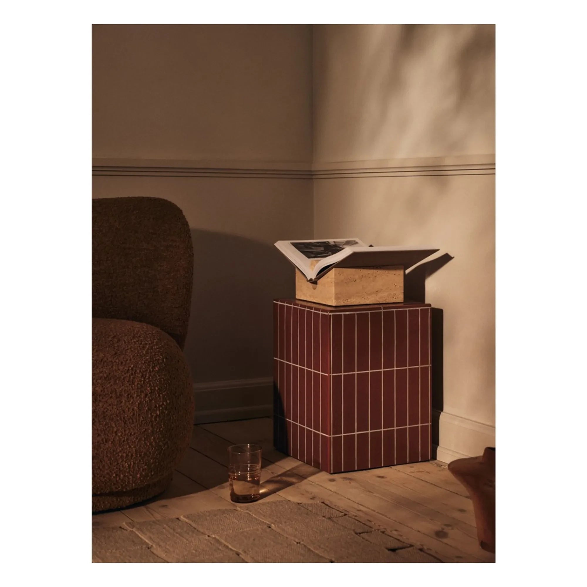Ferm Living - Column Beistelltisch | Braun