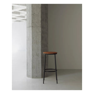 Normann Copenhagen - Circa Barhocker | Braun