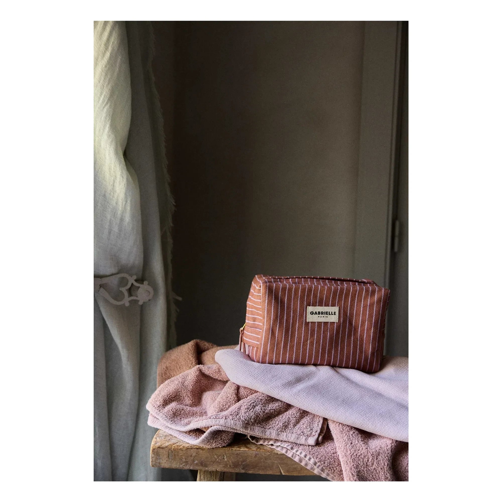 Gabrielle Paris - Waschtasche mit lila Streifen | Rosa