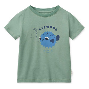 Liewood - Bio-Baumwoll-T-Shirt und Shorts-Set mit Kugelfisch-Motiv | Grün