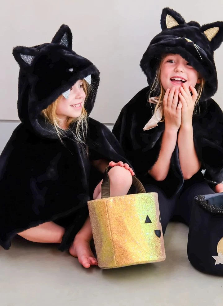 Mimi & Lula - Cat's Knot Cape | Schwarz