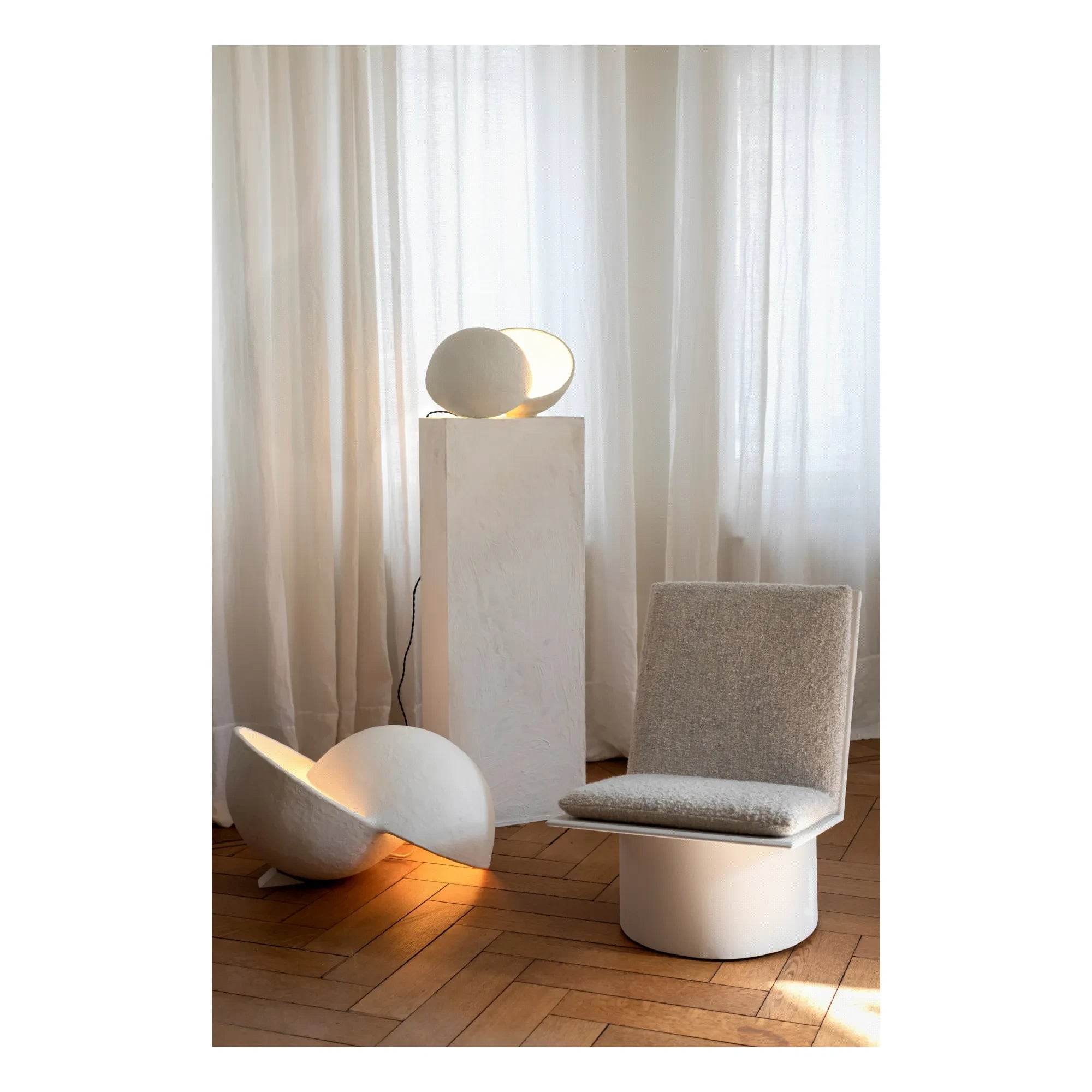 Serax - Earth Round Papiermaché Tischleuchte | Weiß
