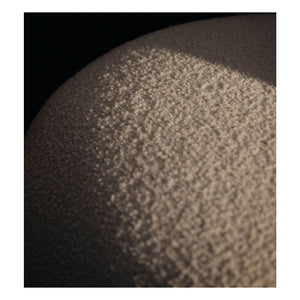 Ferm Living - Rico Piccolo geschwungener Stoffsessel | Creme