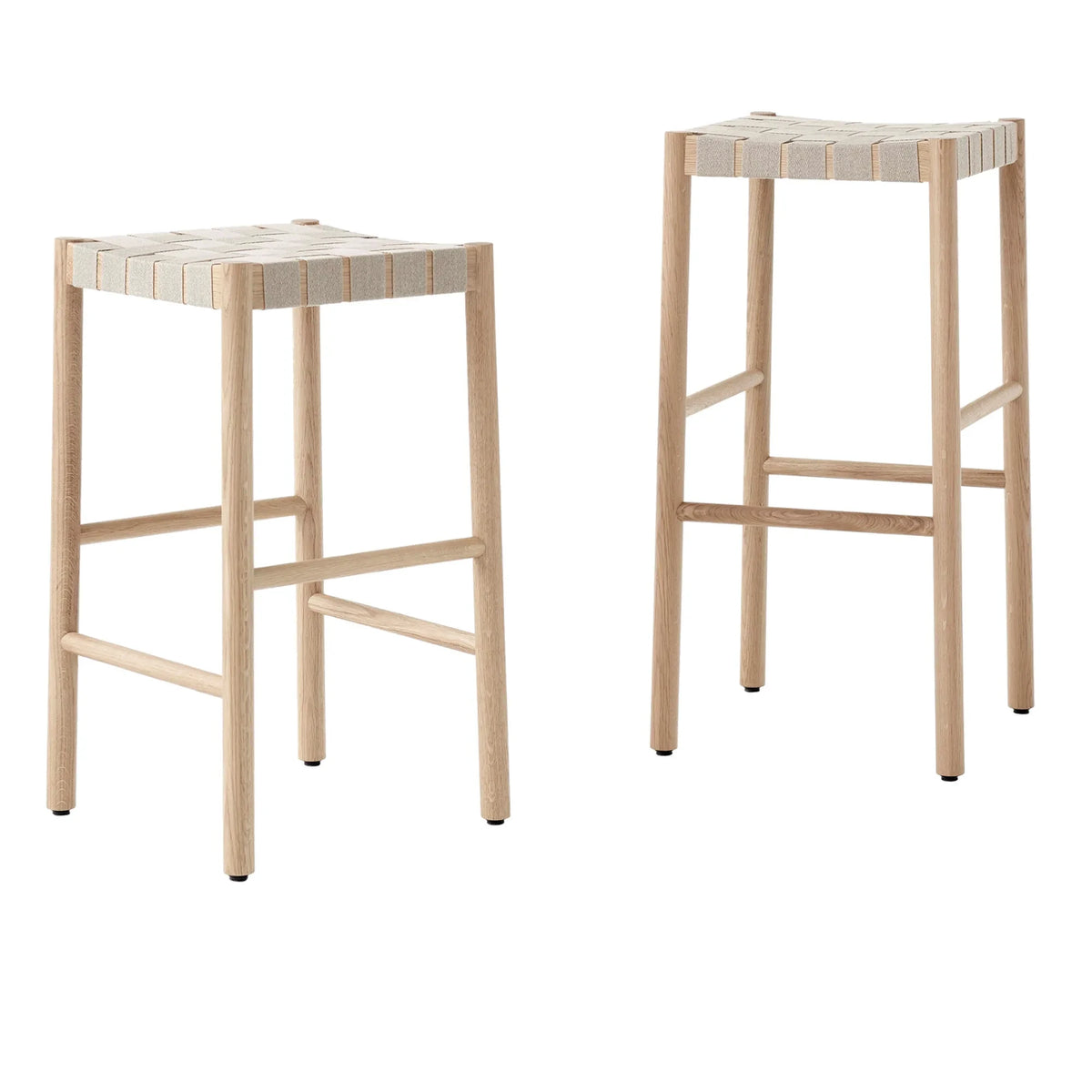 & Tradition - Betty Barhocker mit Holzsockel - Thau & Kallio