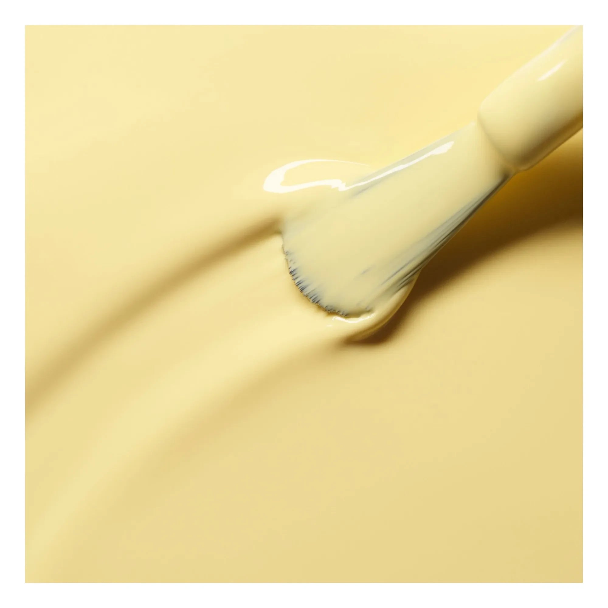 Manucurist - Mimosa Green Flash Semi-Permanenter Nagellack - 15 ml