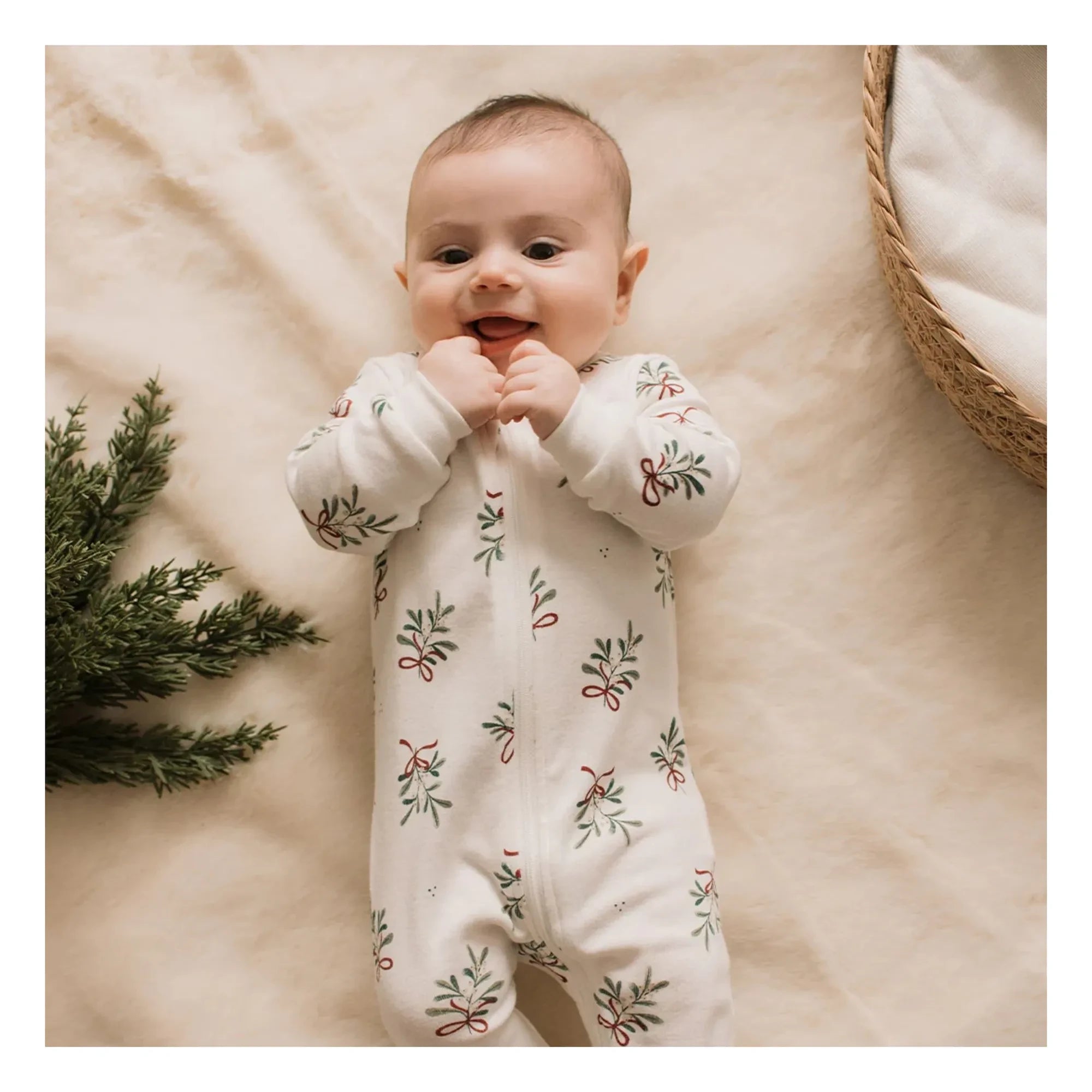 Petit Lem - Misteltoe Footed Pyjamas Bio-Baumwolle | Weiß