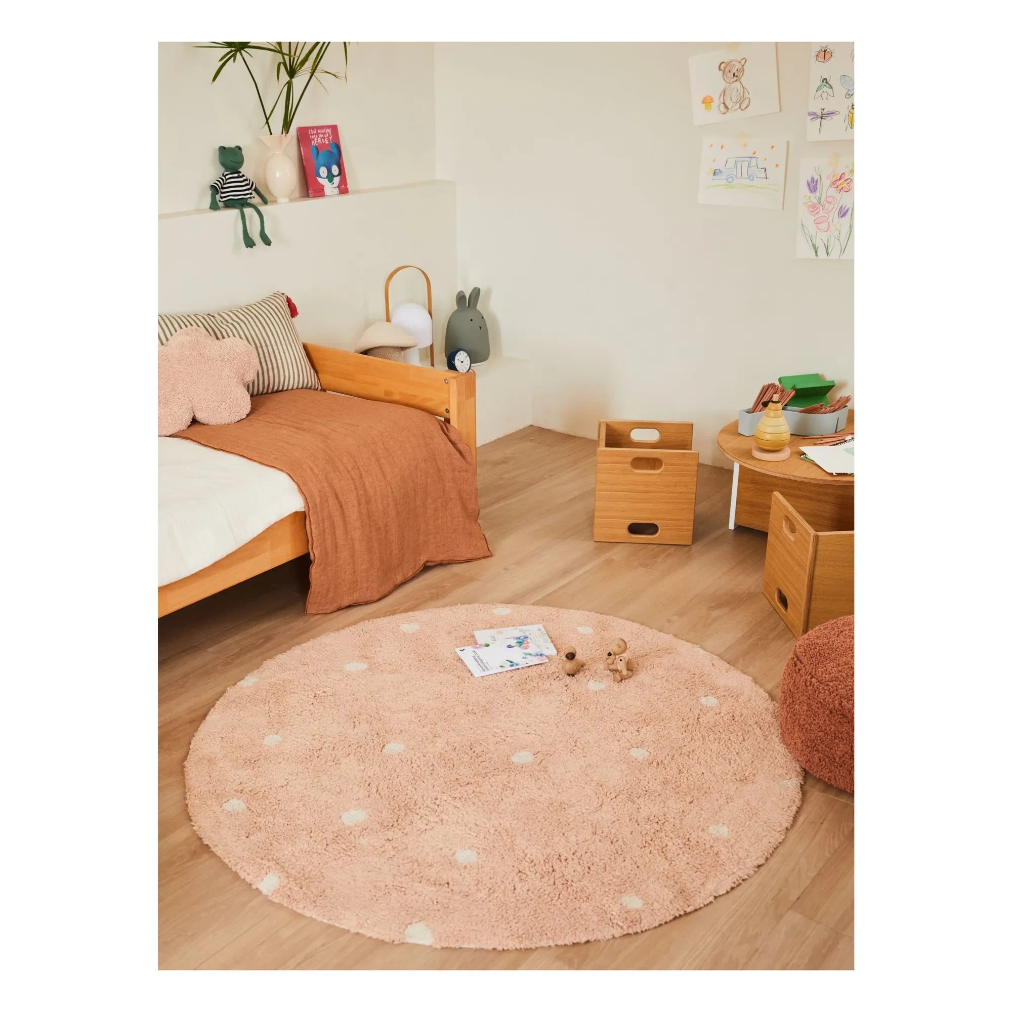 Lorena Canals - Tupfen gemusterter runder Teppich | Rosa