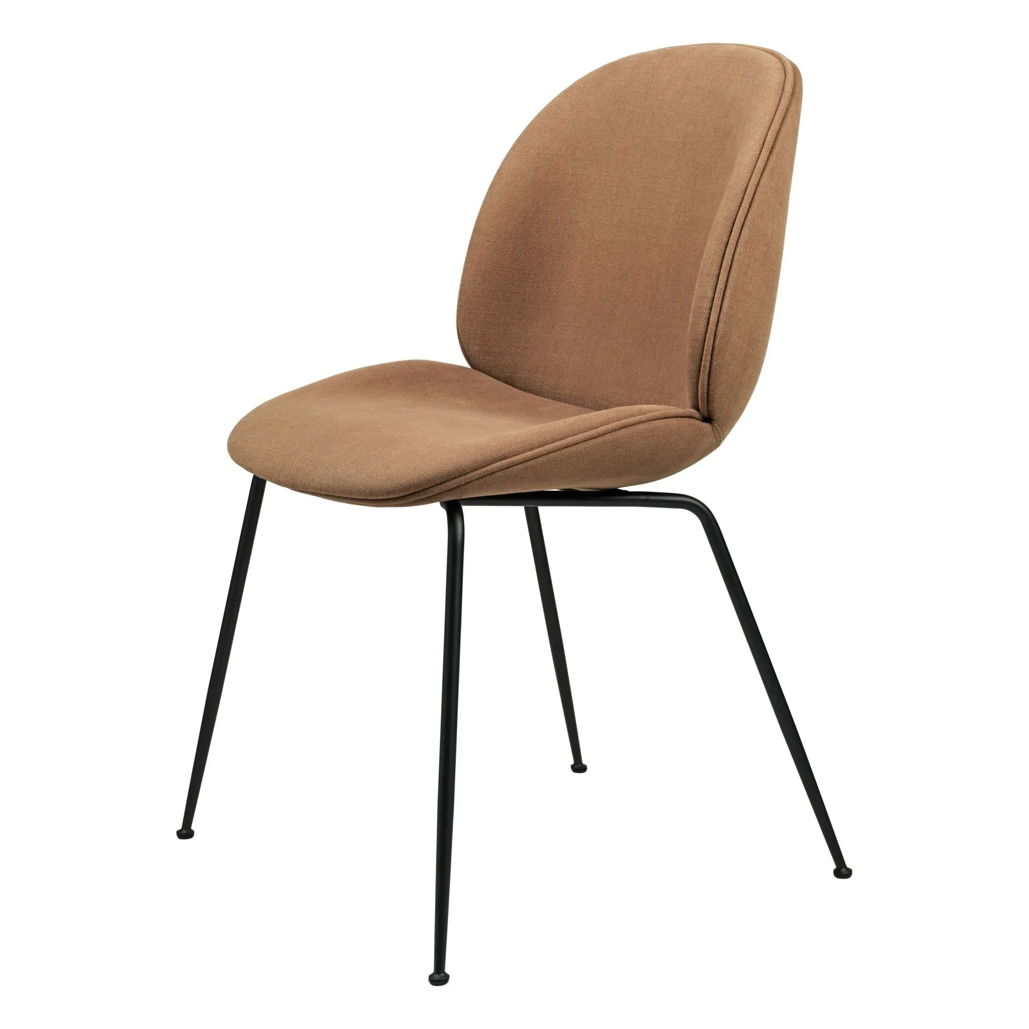 Gubi - GamFratesi Gepolsterter Beetle Stuhl + Schwarzes Gestell | Camel