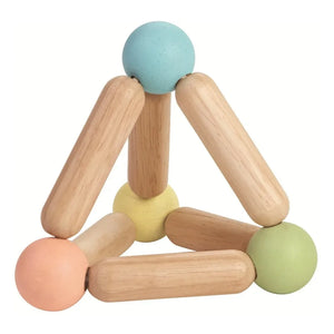 Plan Toys - Pastellfarbene Dreiecksrassel