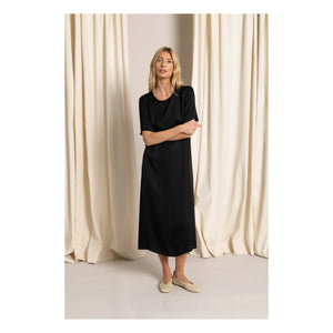 Smallable Woman - Edith T-shirt Kleid | Schwarz