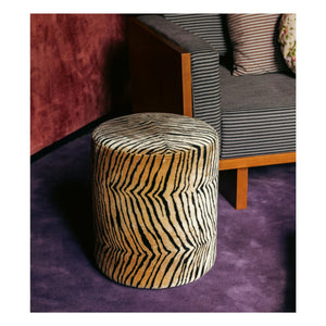The Socialite Family - Runder Samt-Pouf auf Rollen | Tiger