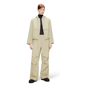 Rains – Suva Hardshell Short Drawstring Jacket W3 | Beige