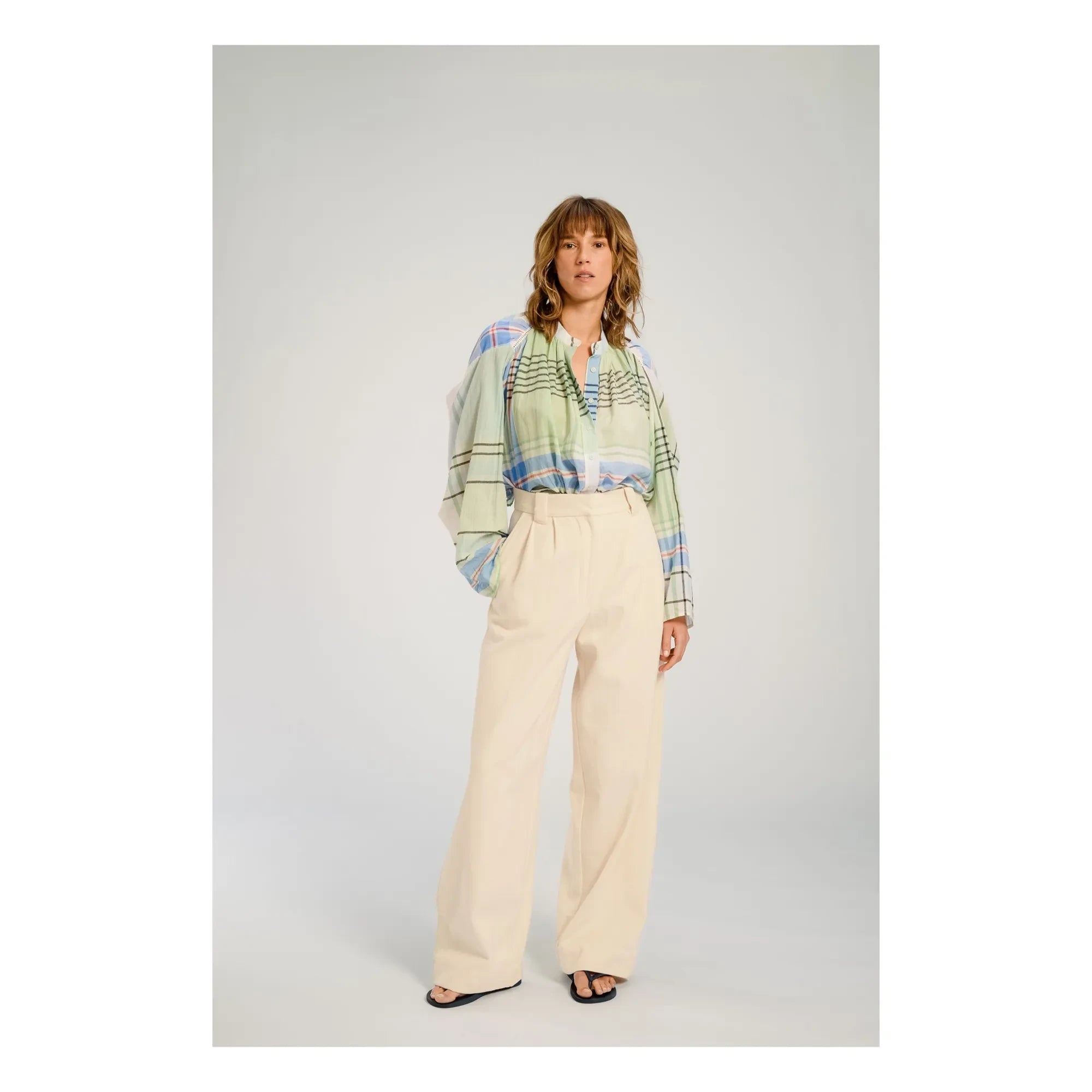 Virginie de Vinster - Hokkaido Karobluse | Blau