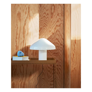 Hay - Pao Opal Glas Tischleuchte | Weiß