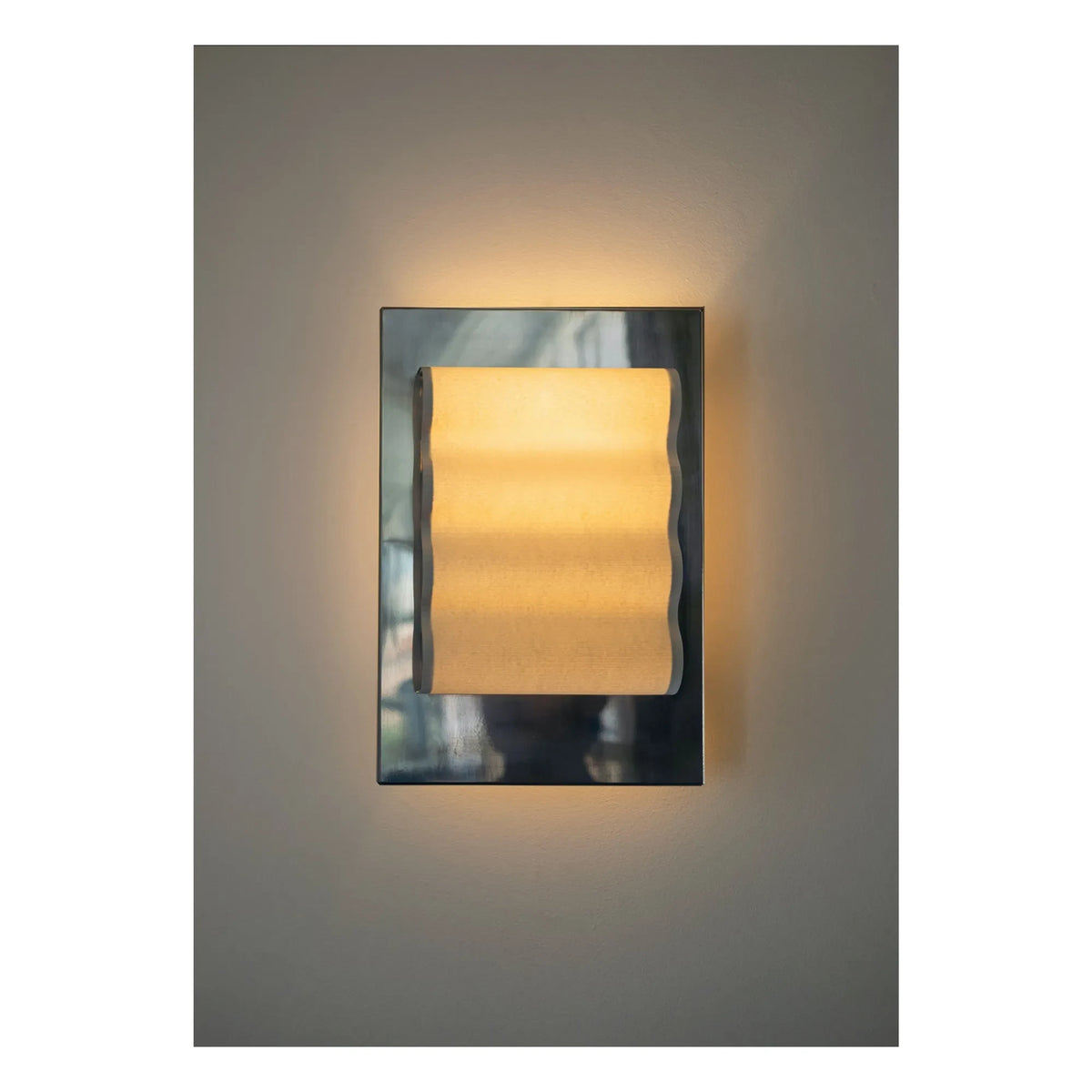 Violaine d'Harcourt - Frame Wave Wandleuchte | Silber