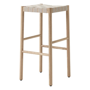 & Tradition - Betty Barhocker mit Holzsockel - Thau & Kallio