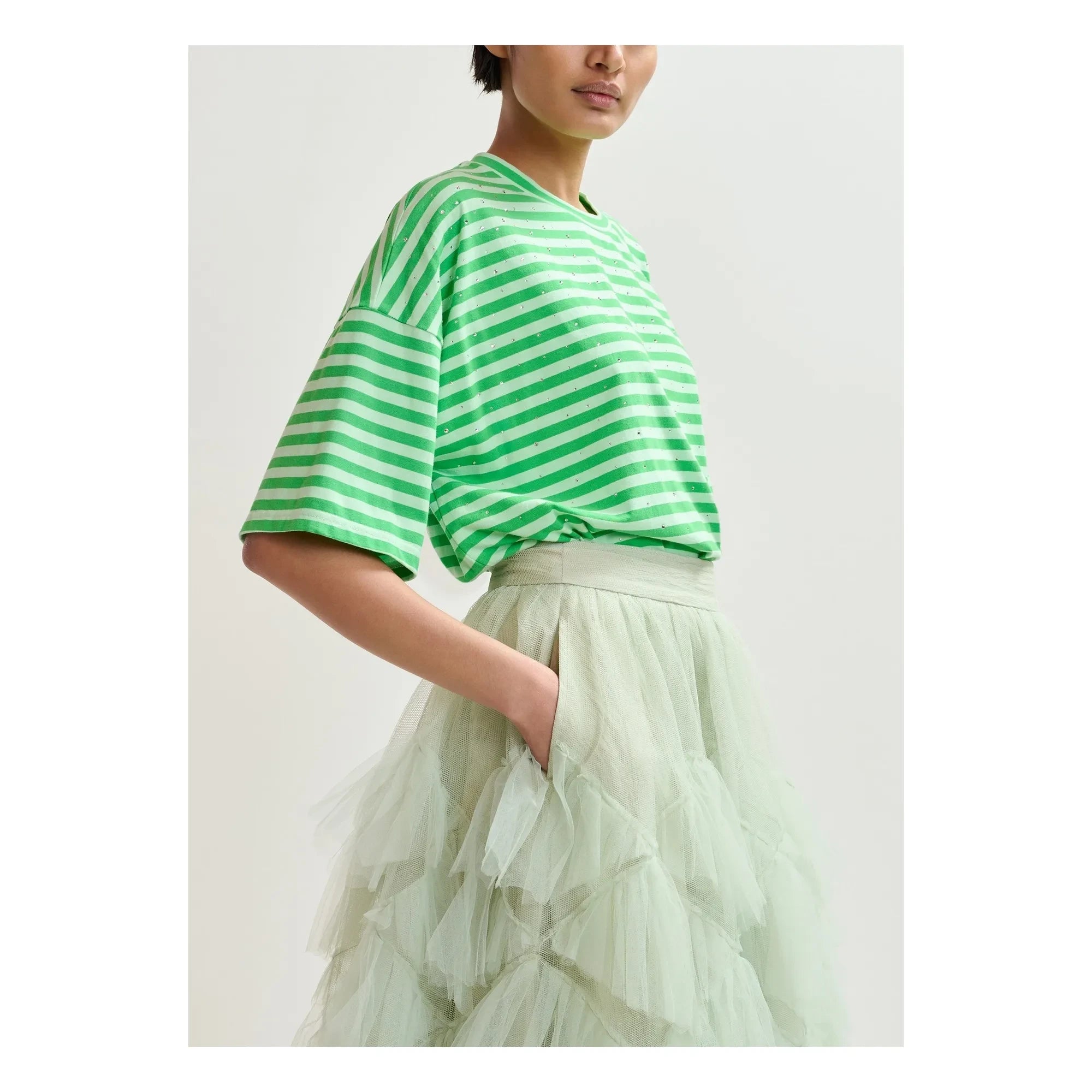 Essentiel Antwerp – Joste gestreiftes T-Shirt mit Strasssteinen | Grün
