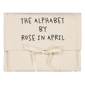 Rose in April - Englisches Alphabet Buch | Ecru