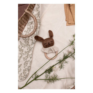 Main Sauvage - Holz-Hasen-Rassel | Haselnuss